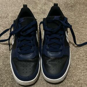 Kids, size 6, Nike Dunk Low shoes
